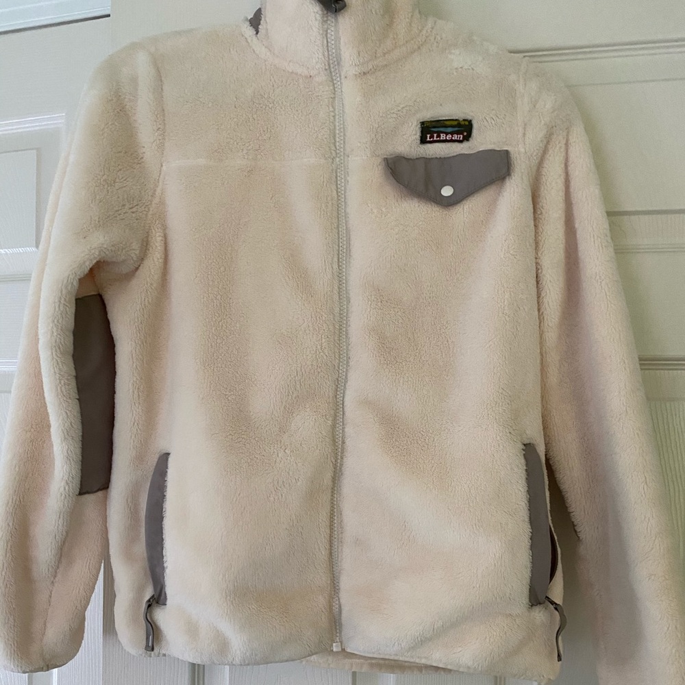 Fuzzy LL Bean Zip Up!